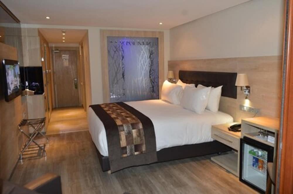 Anezi Tower Hotel 25/50