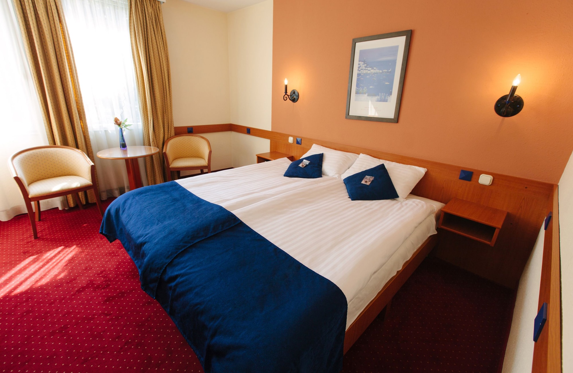 STANDARD, DOUBLE OR TWIN BED
