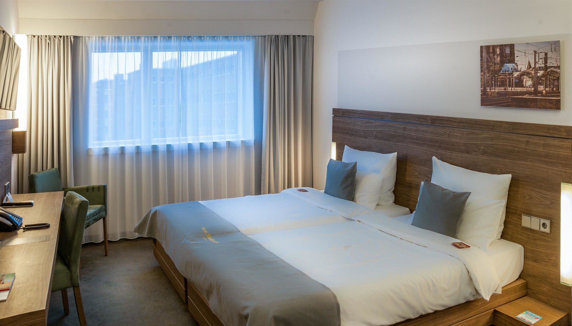 COMFORT, DOUBLE BED