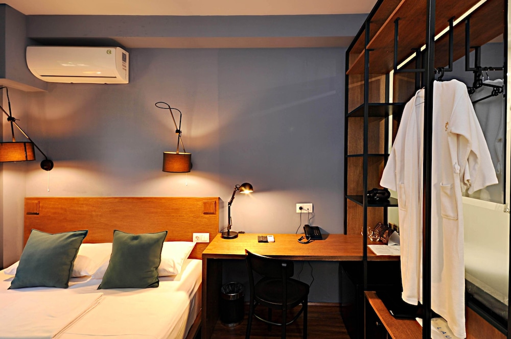 Elle Boutique Hotel 15/69
