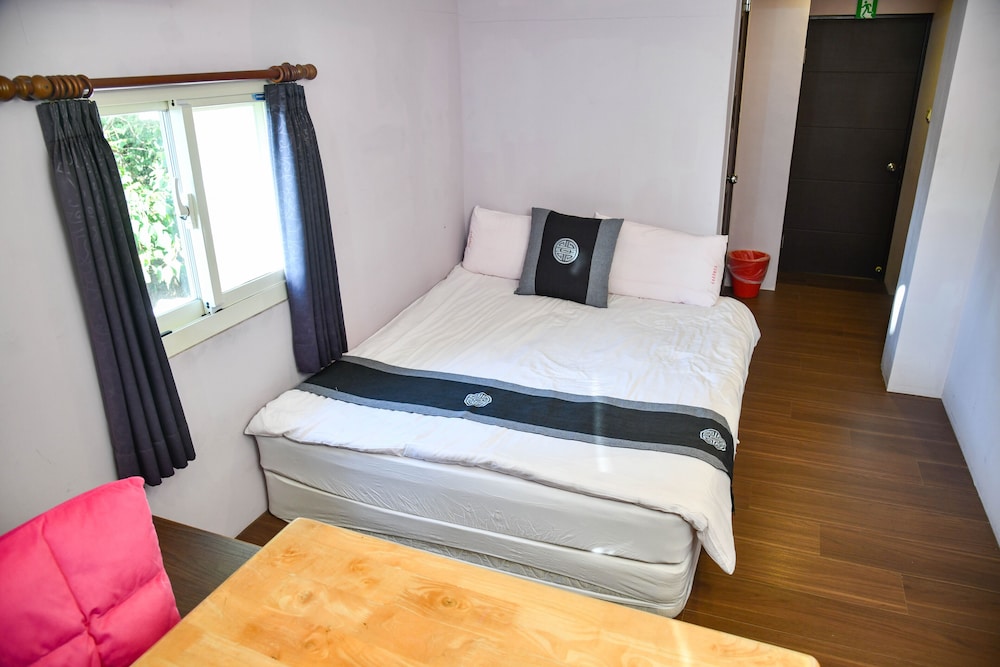 Wayyounghouse B&B 1/50