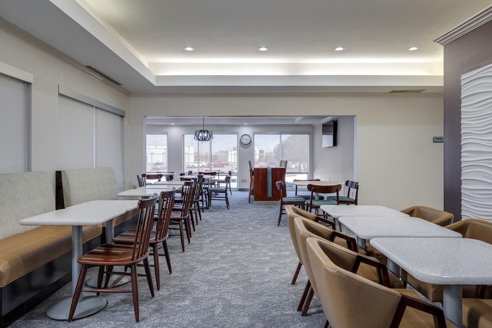 MySuites Lawton 44/54
