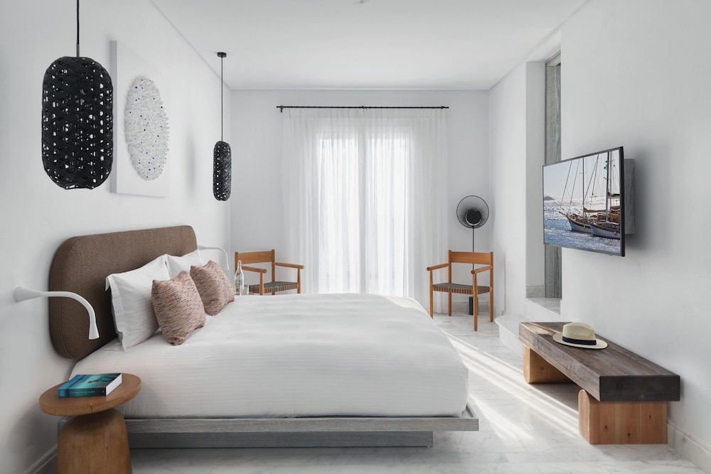 3 Bedrooms, Pool, Secret, Maisonette