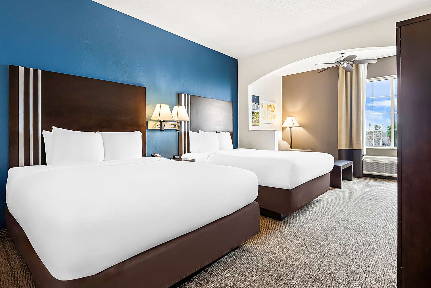 SUITE, 2 QUEEN BEDS