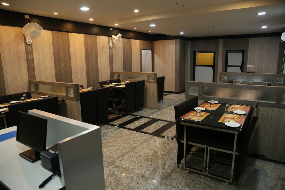 Hotel Sumi Palace 30/33