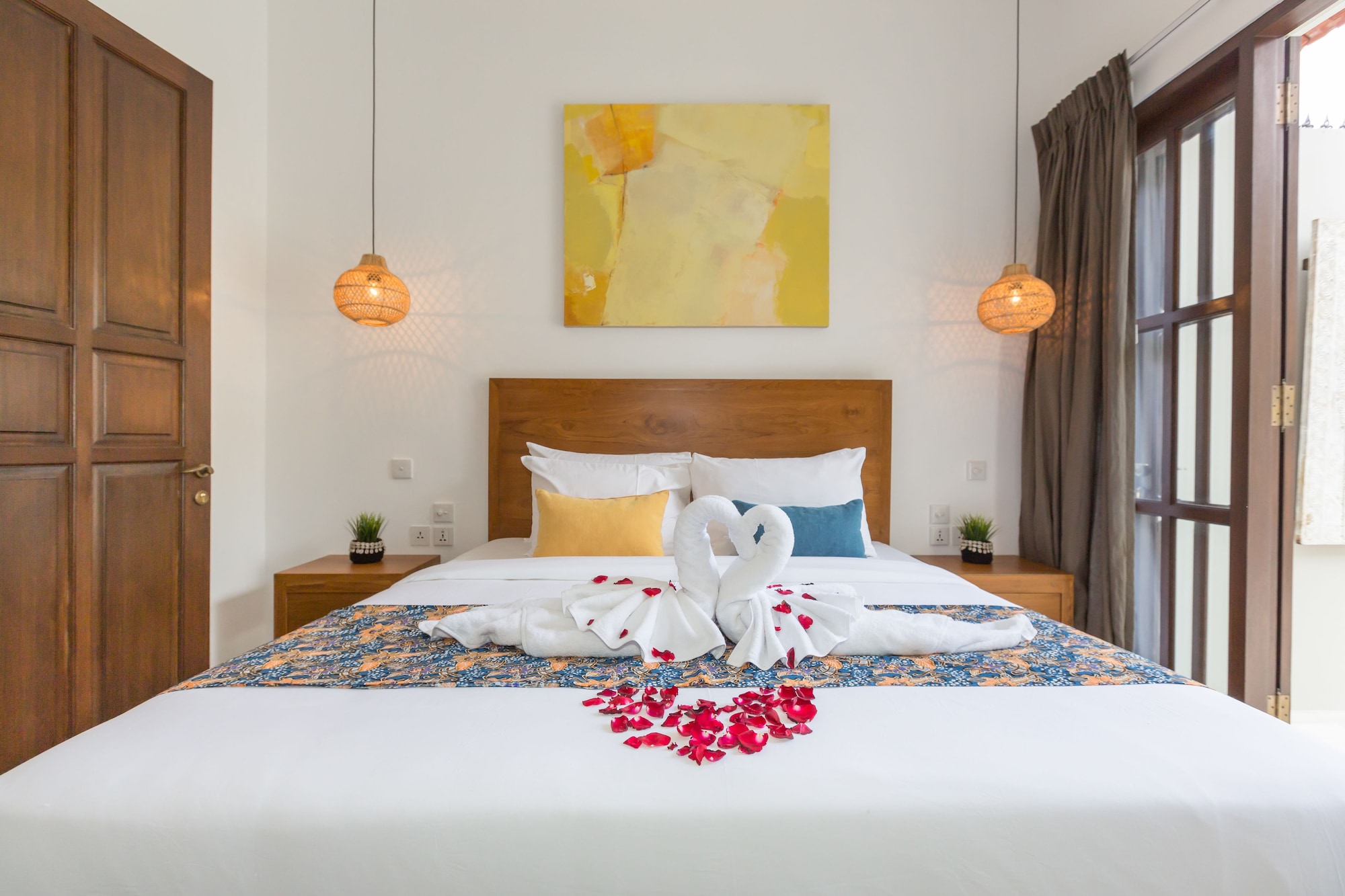 2 BEDROOMS, VILLA
