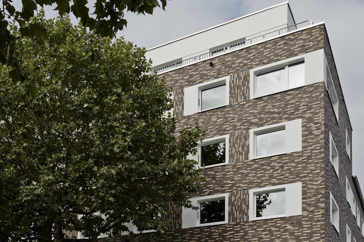 ipartment Cologne Muelheim 1/24