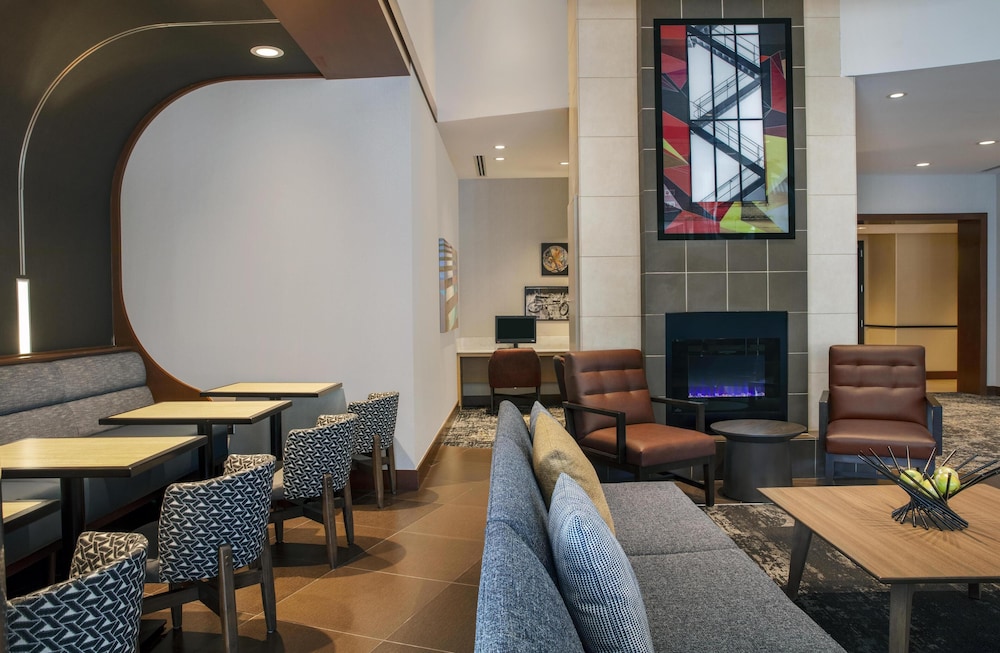 Hyatt Place Raleigh Cary 32/53
