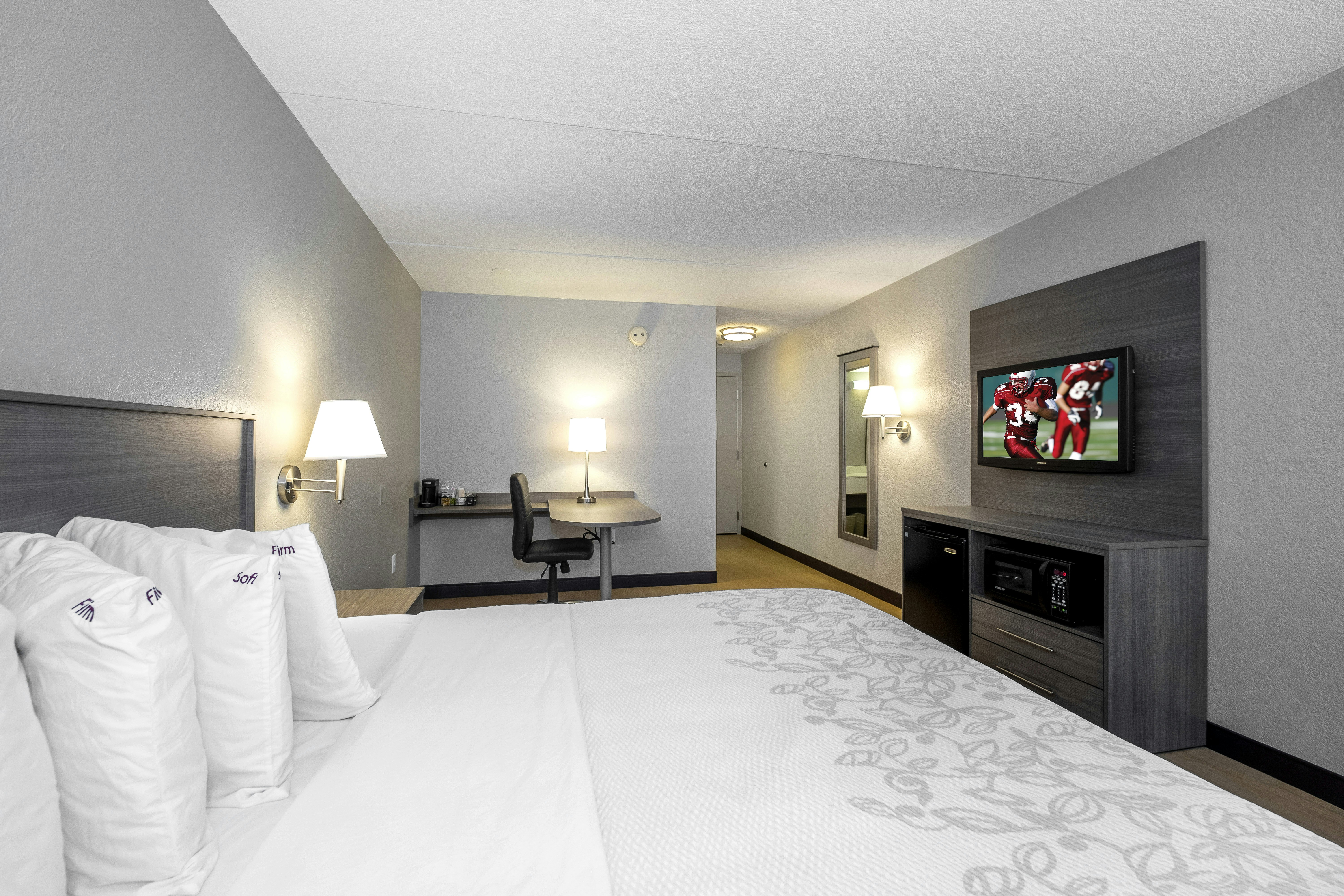 Superior, King Bed, Accessible