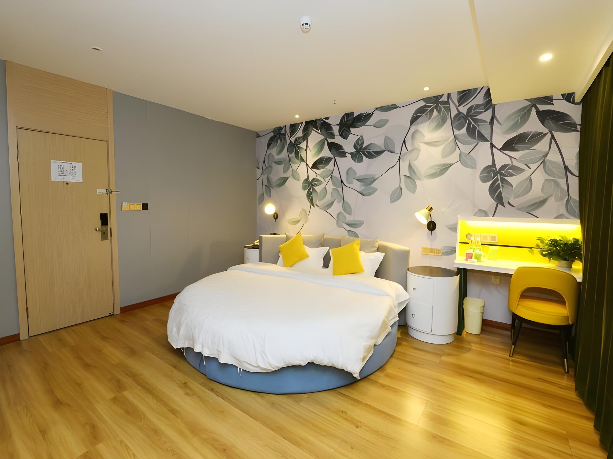Vatica Huanggang Luotian County City Square Hotel 7/18