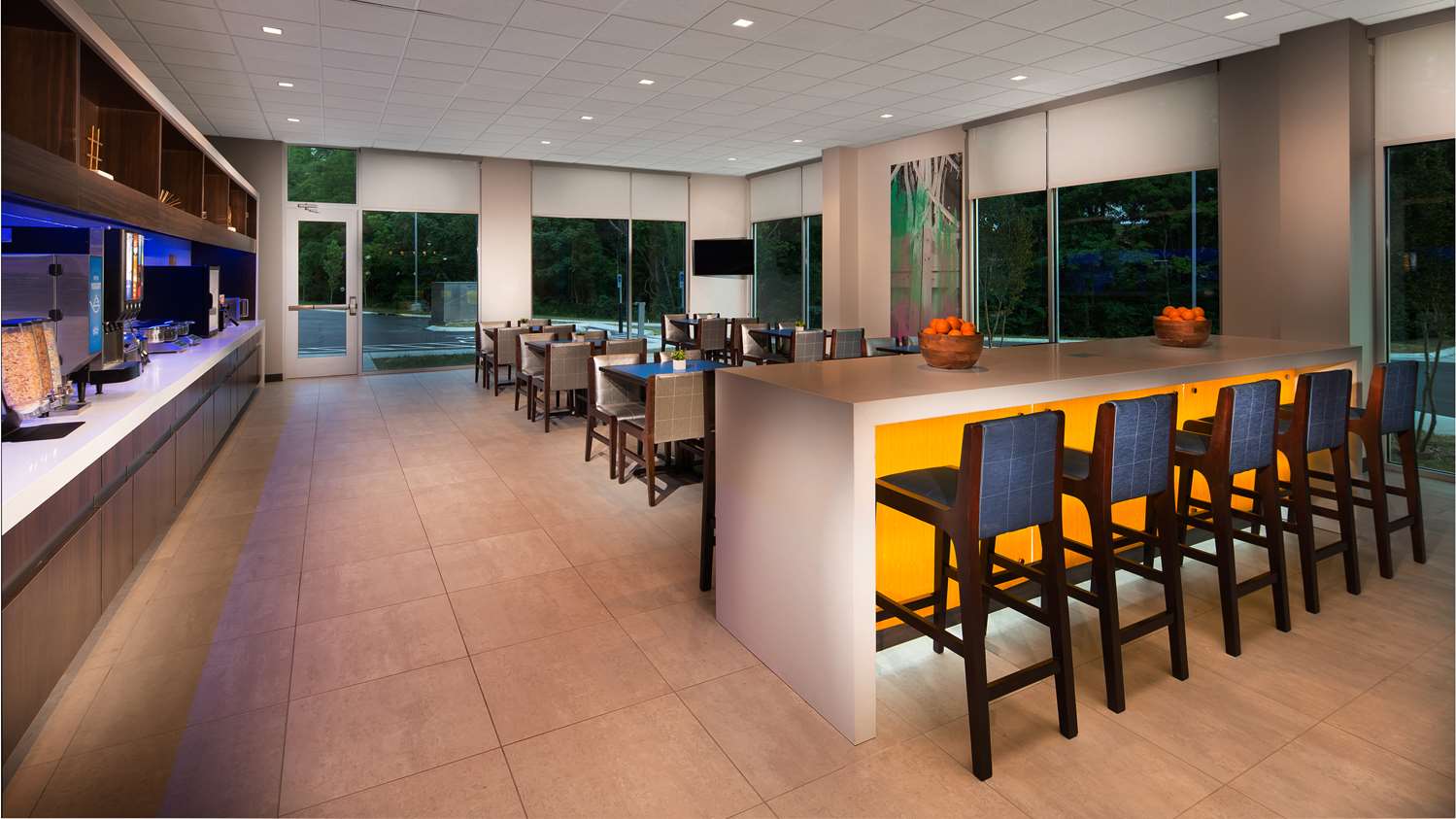 Glo Best Western Nashville 32/43