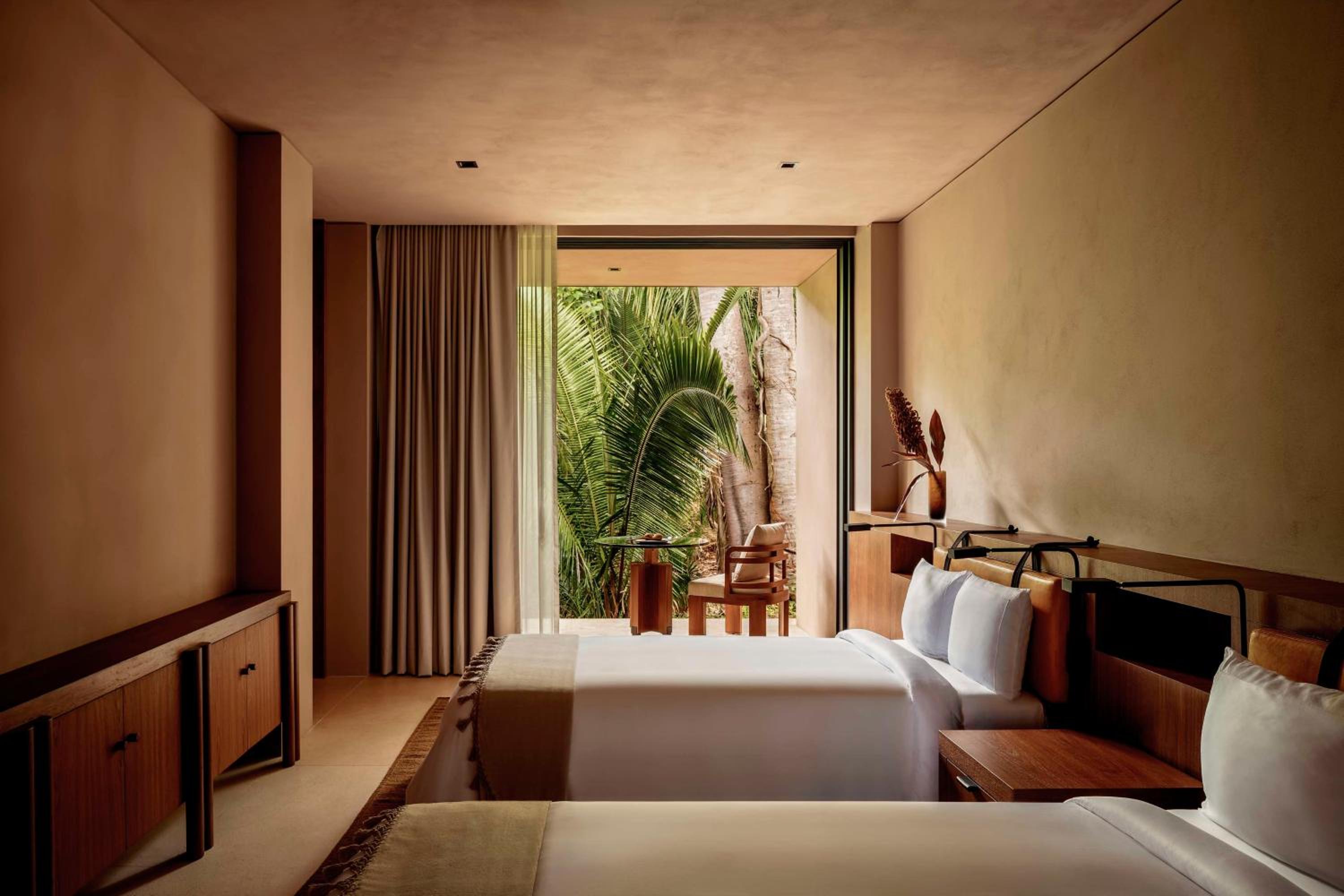 Private, 8 Bedrooms, Villa