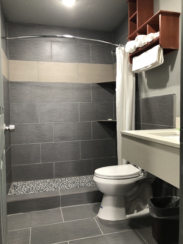 Budget Inn Valparaiso Niceville EglinAFB 12/16
