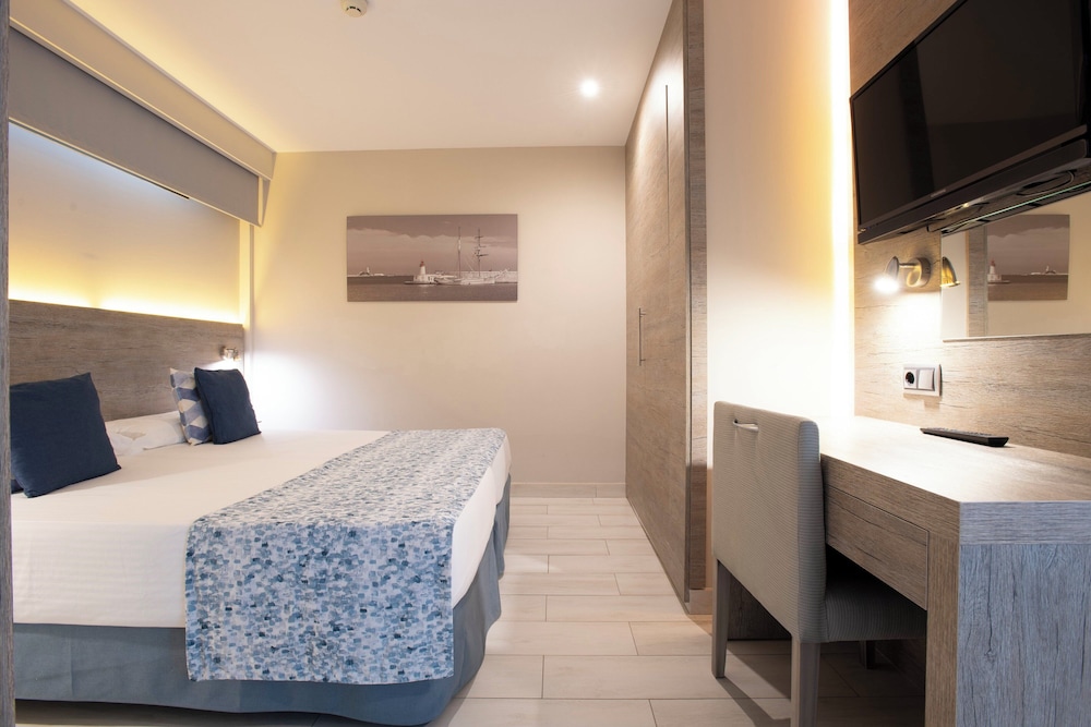 Suite, Quintuple, Twin Beds, Sea View, 2 Sofa