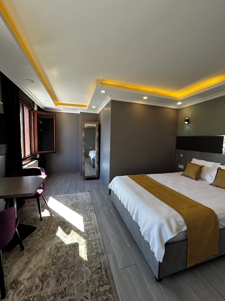 Sahrakent Suite 12/50