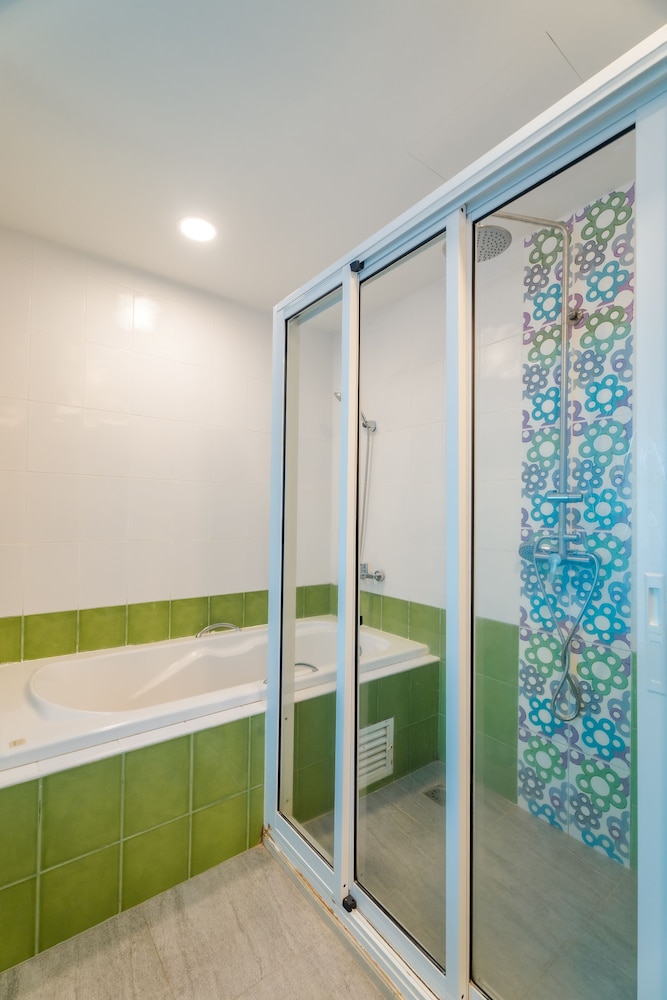 Baumancasa Beach Resort 25/50