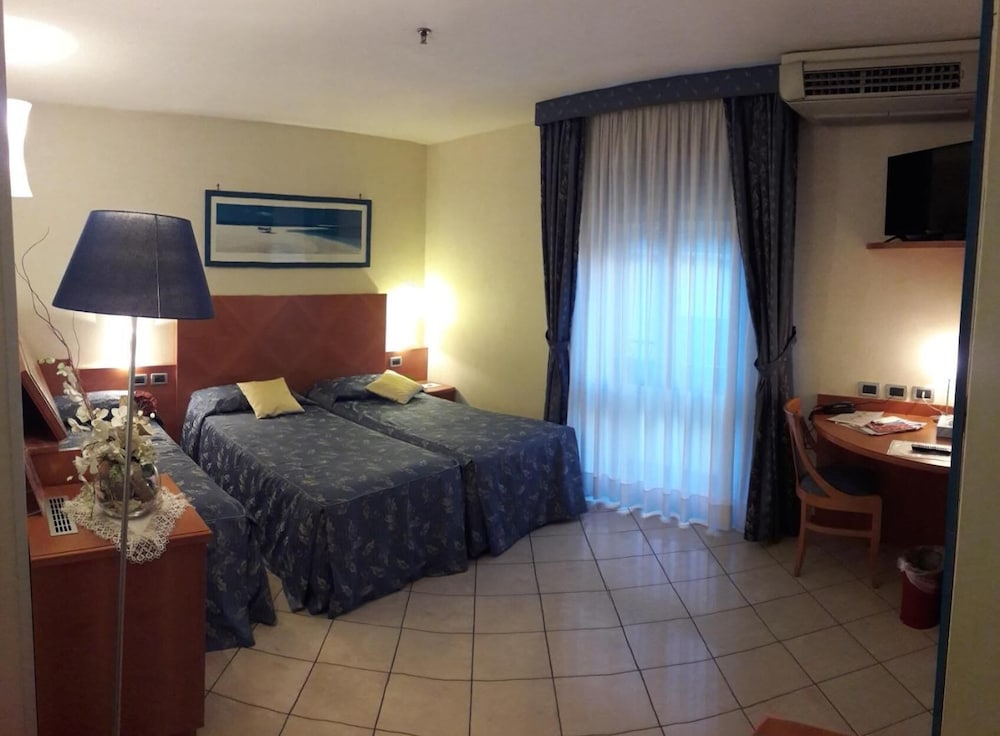 Albergo Centrale Bologna 14/79