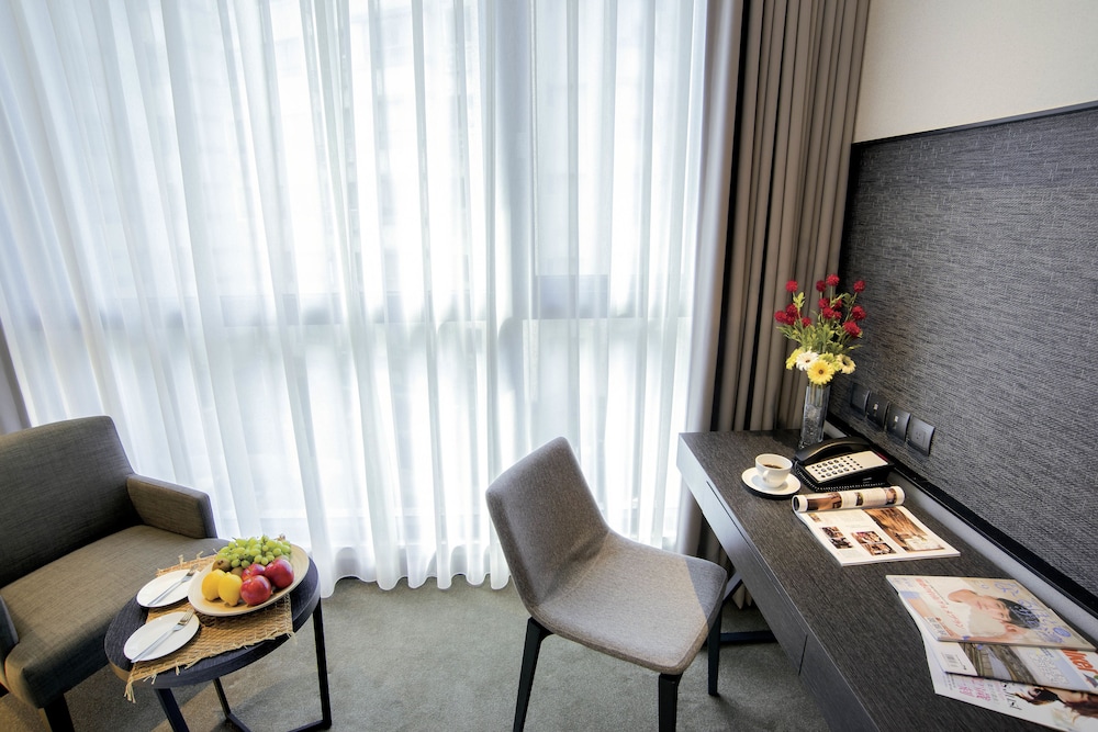 Platinum Hotel 57/71