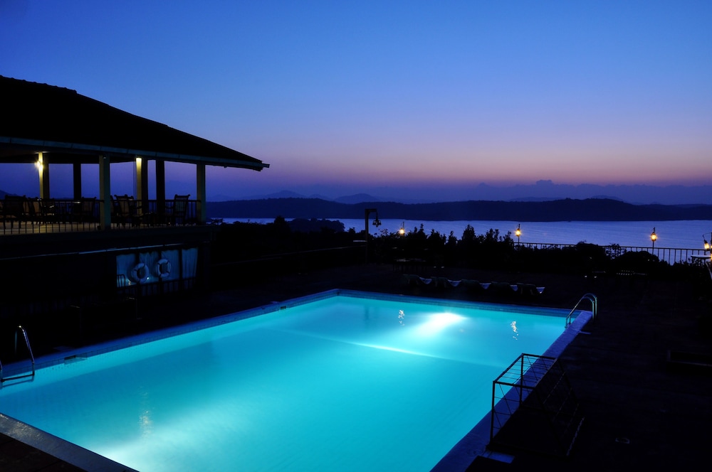 Giritale Hotel 27/50