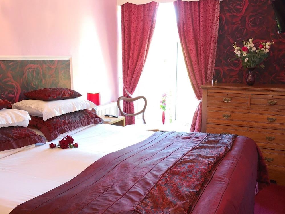 Arches B&amp;B 3/24