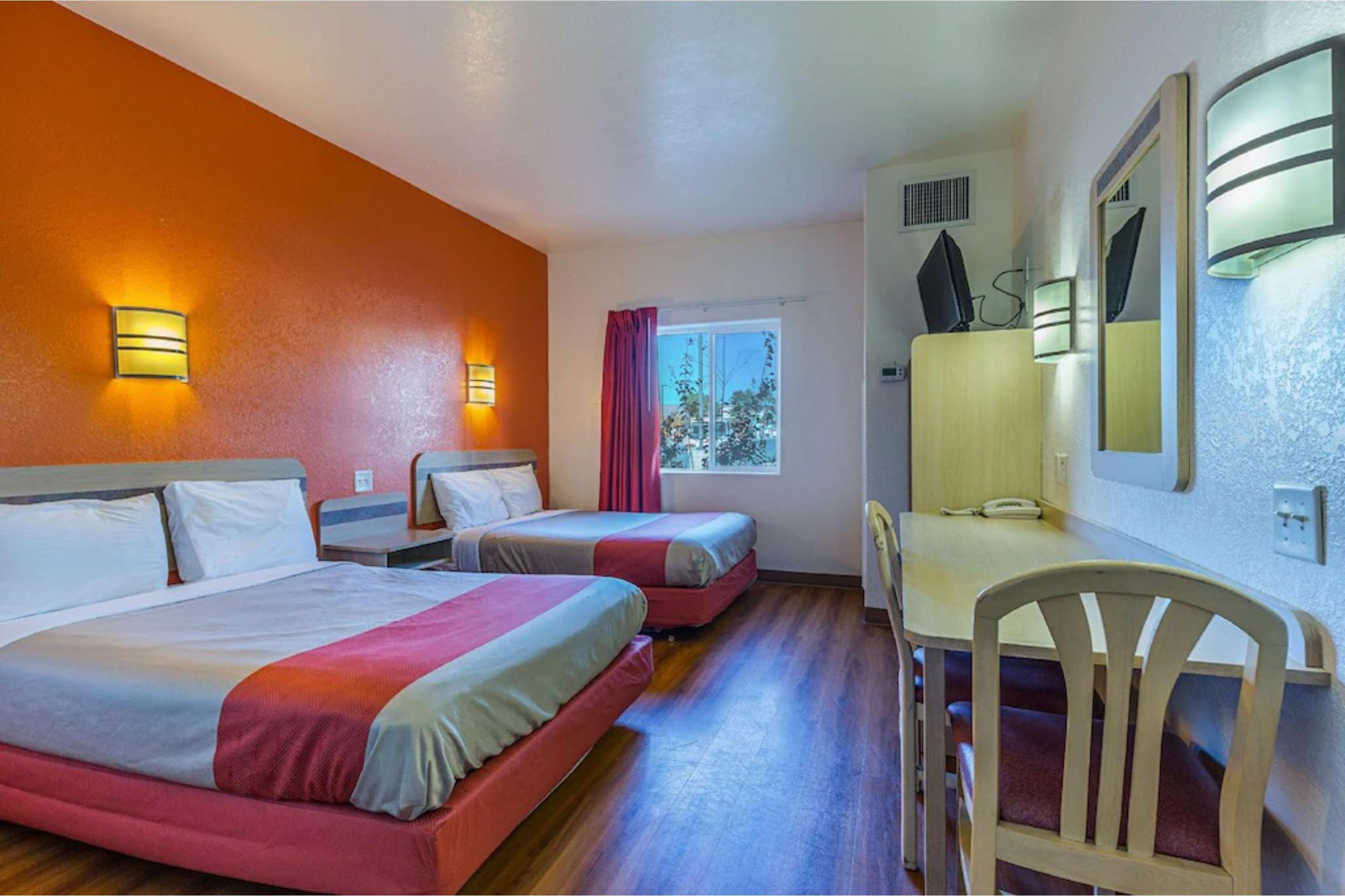 Motel6 Beatty, NV - Death Valley 21/32
