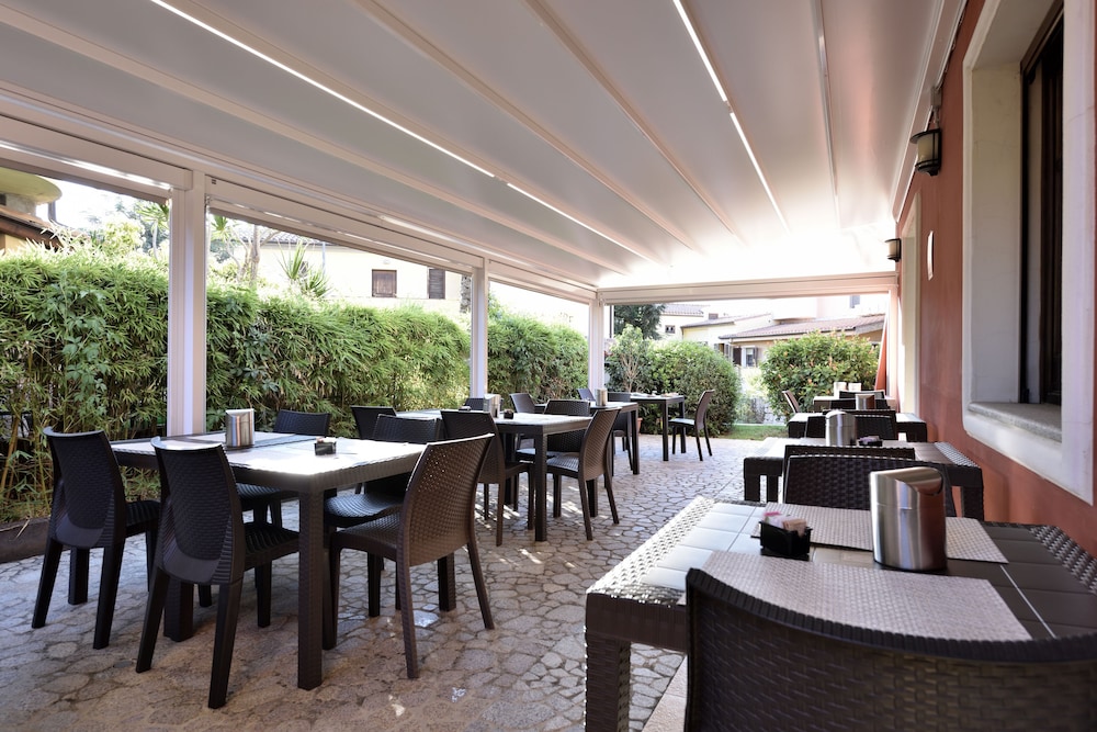 Nicoletta Hotel 43/69