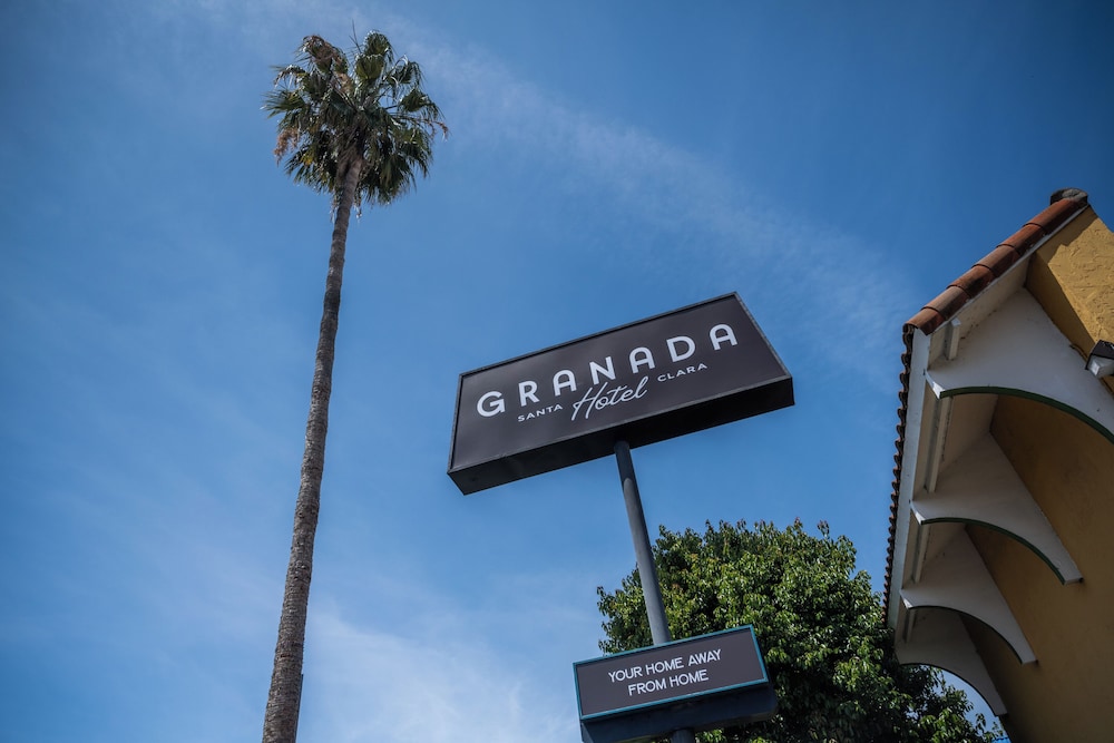 Granada Inn 4/67