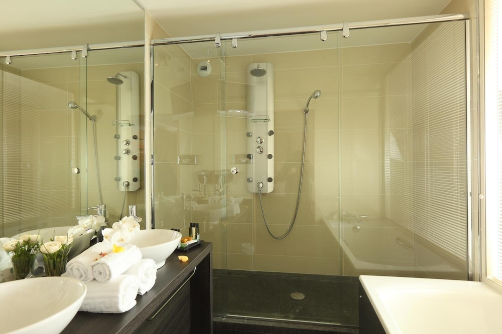 Residhome Suites Paris Senart 8/72