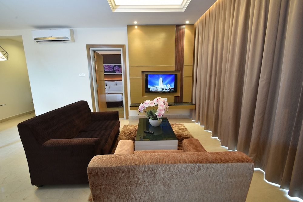 Hotel Tenera Bandar Baru Bangi 47/65