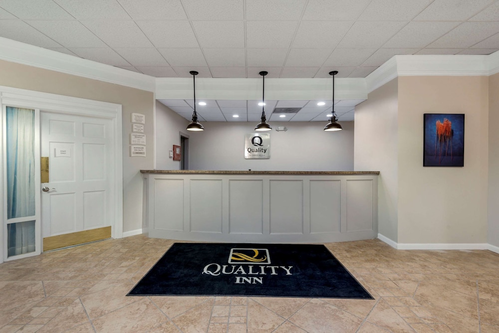 Quality Inn & Suites New Hartford - Utica 7/43