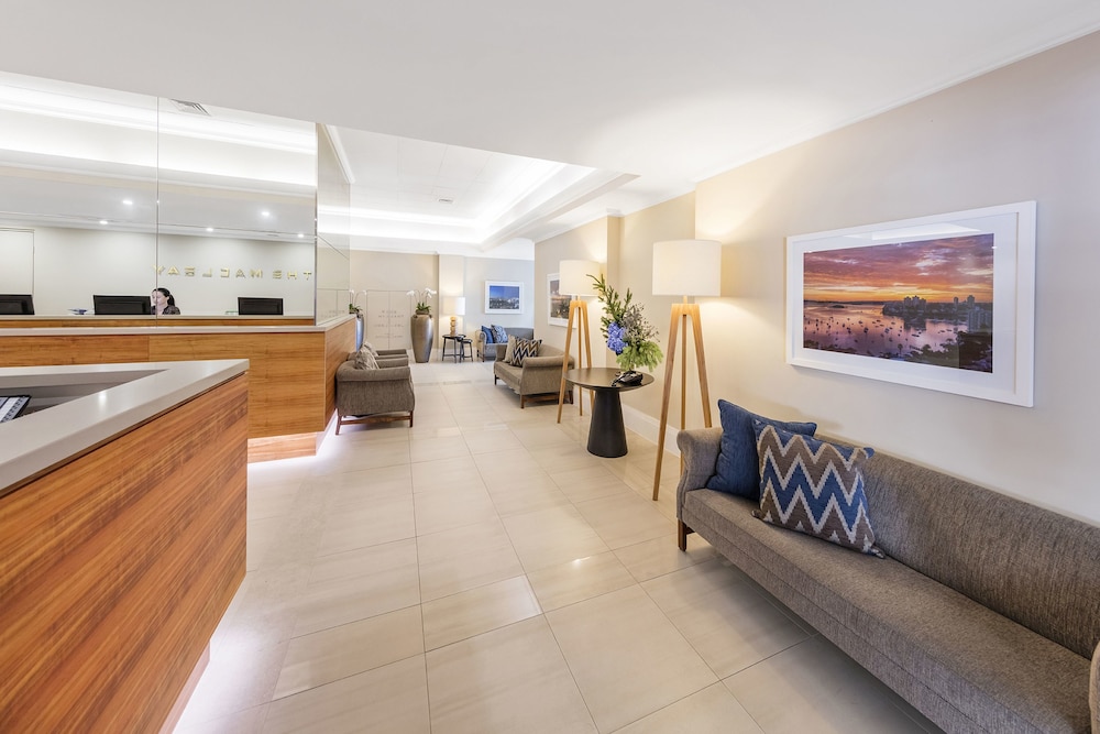 Macleay Hotel 36/46