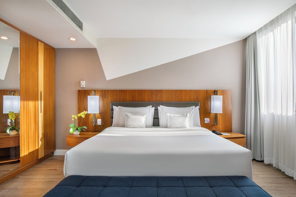 Melia Paulista 27/71