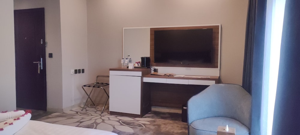 فندق ورويك الجبيل(Warwick Al Jubail Hotel) 63/70