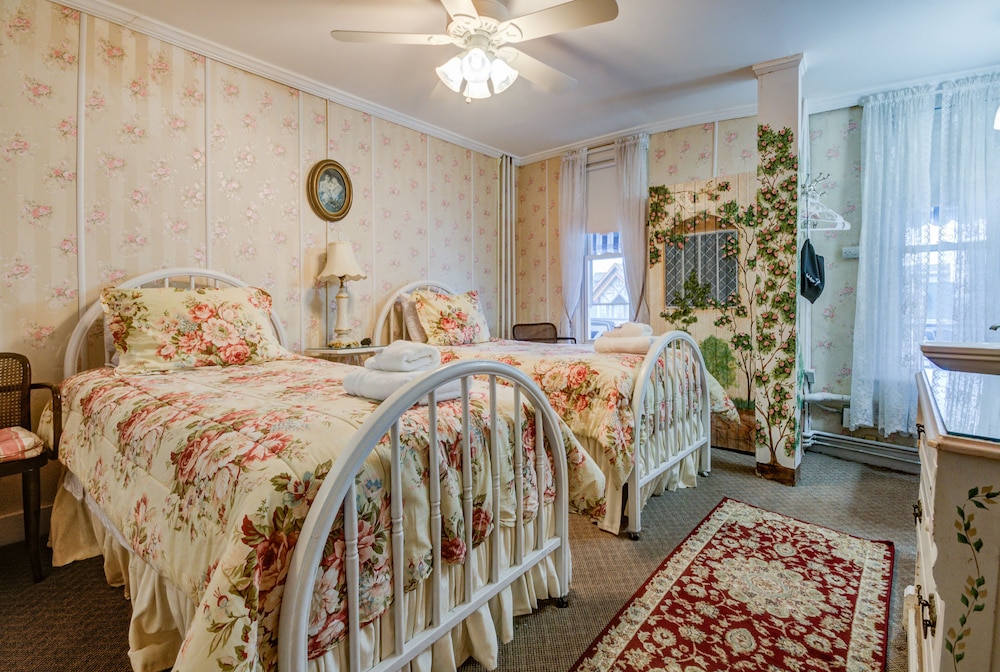 The Lillagaard Bed and Breakfast 25/34