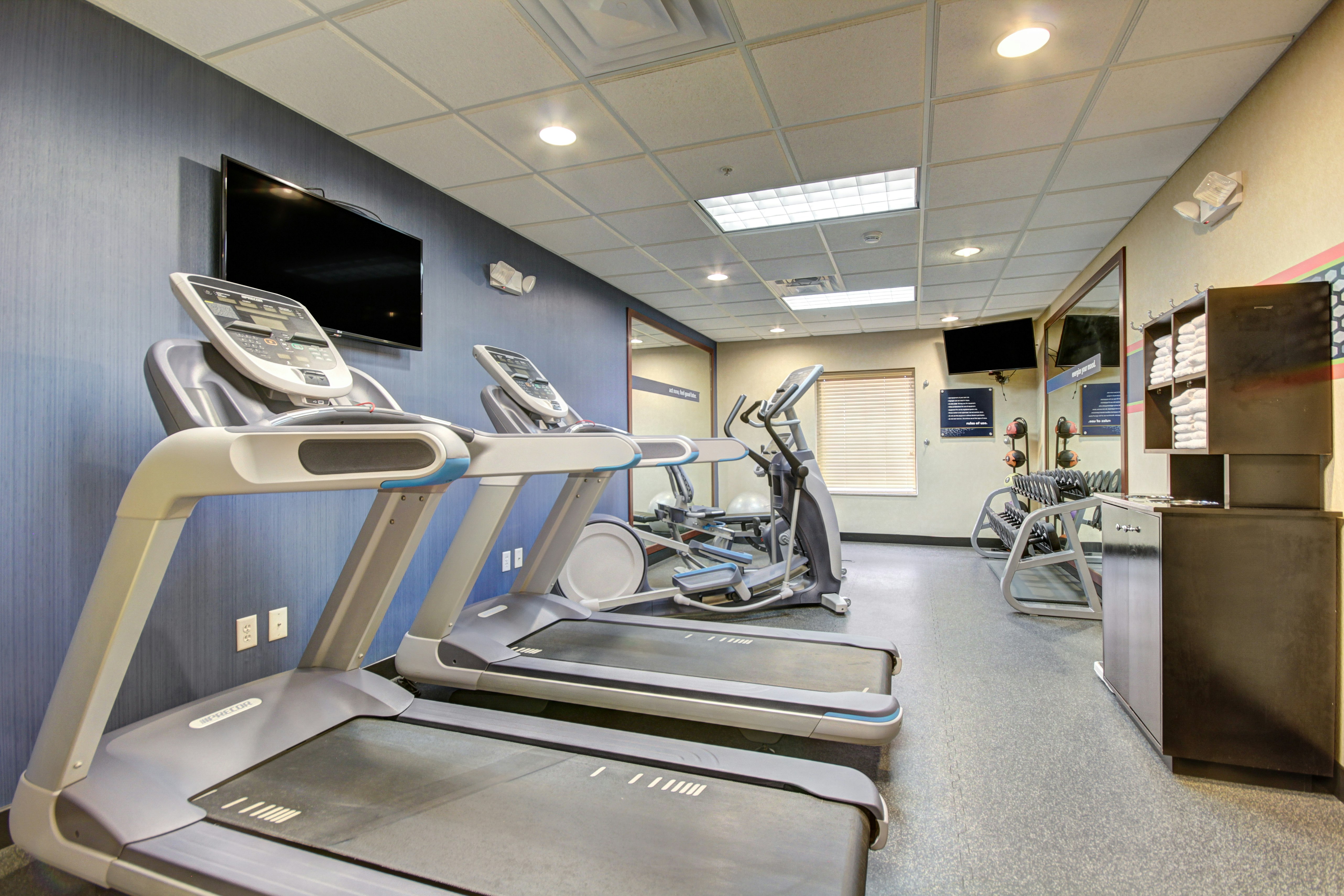 Hampton Inn & Suites Alexandria MN 21/50