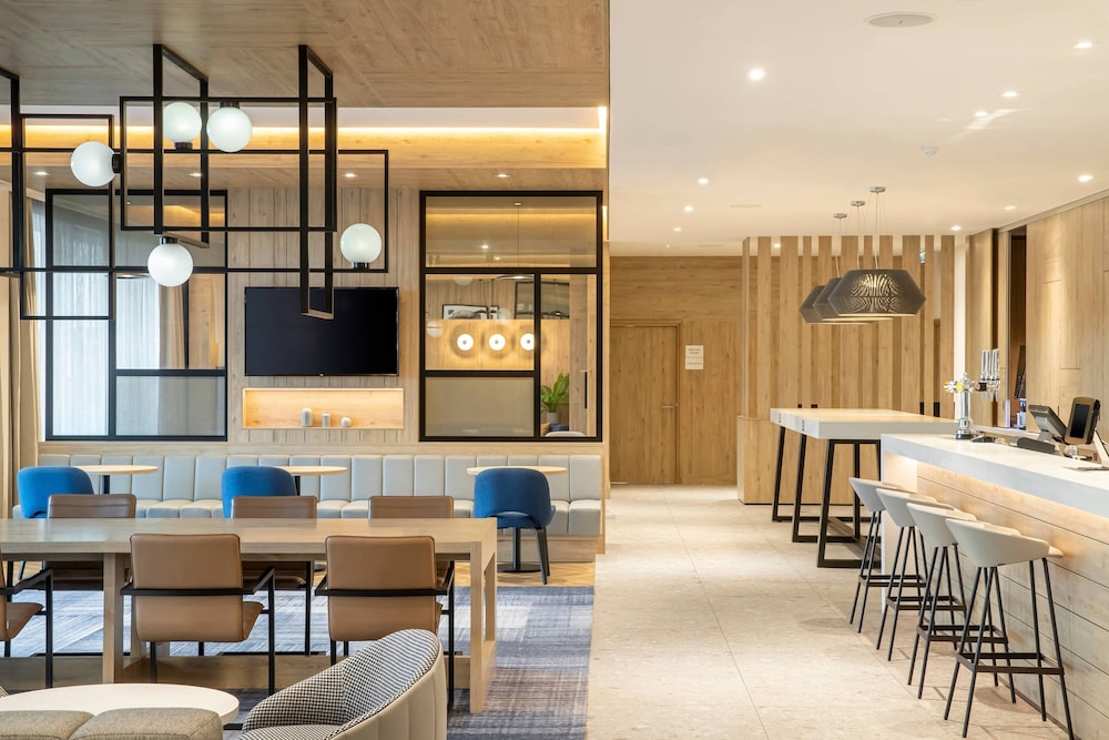 Courtyard by Marriott Inverness Airport 35/44