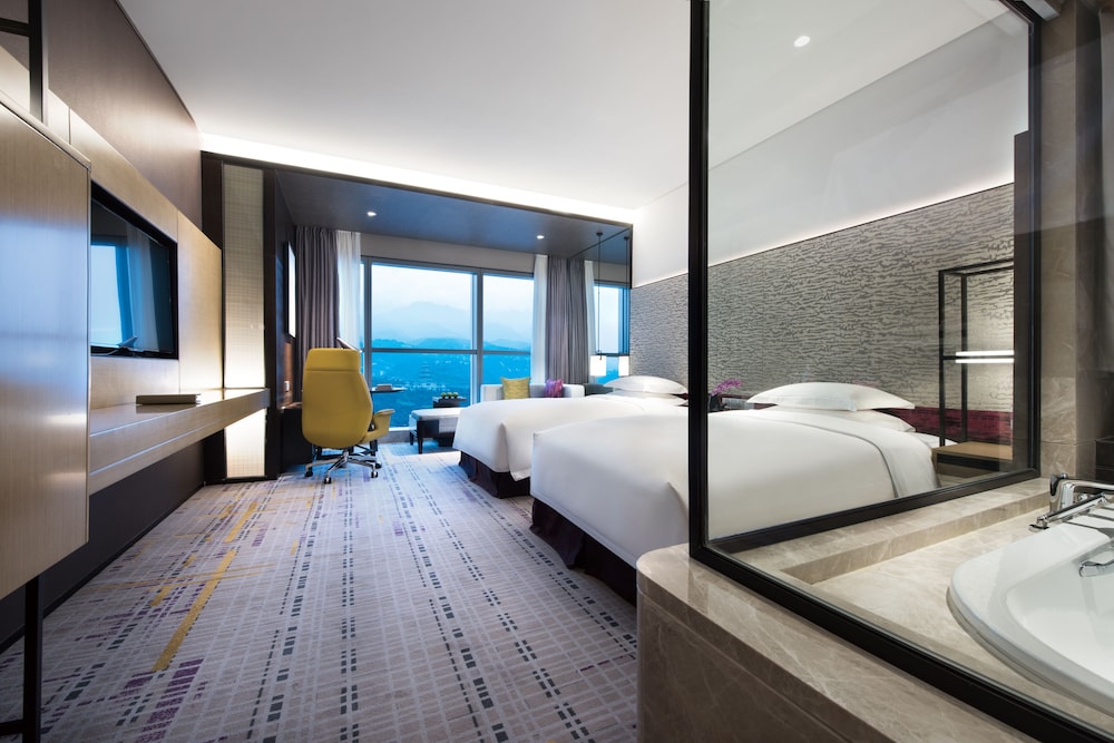 Standard, Twin Beds