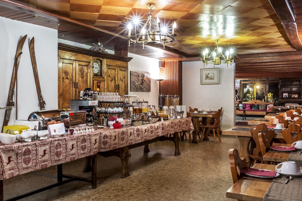 Hotel Les Cretes Blanches 43/51