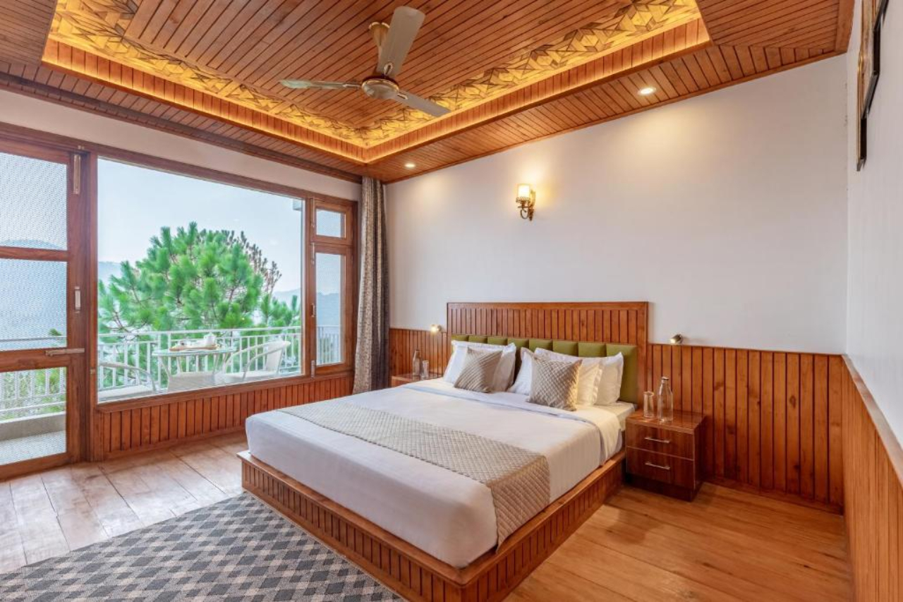 Room at Alaya Stays 5 BHK with Hill View Querencia, KASAULI