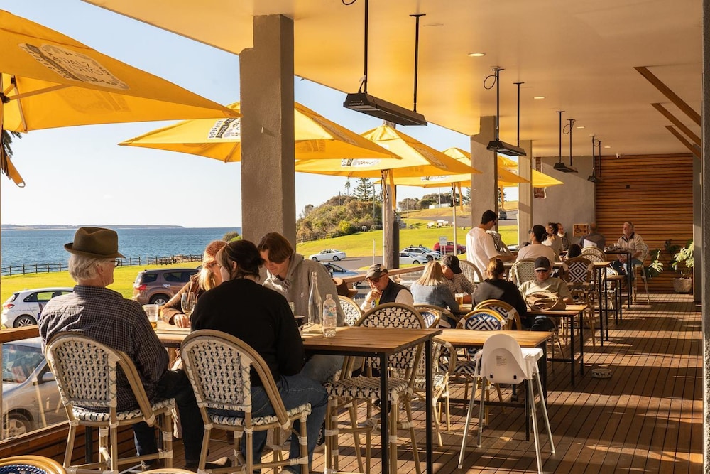 Bermagui Beach Hotel 32/50