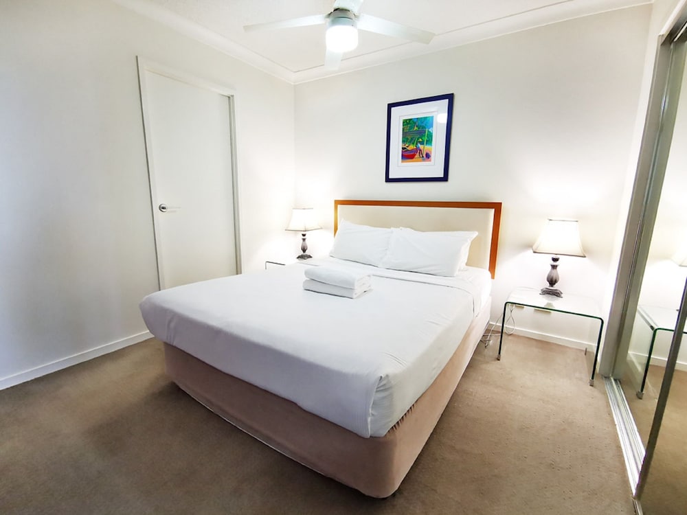 1 BEDROOM, APARTMENT