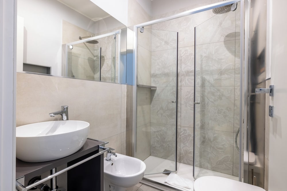 غرفة قياسية بسرير كوين، Belli Suites Vatican Rome Guest House 7/8