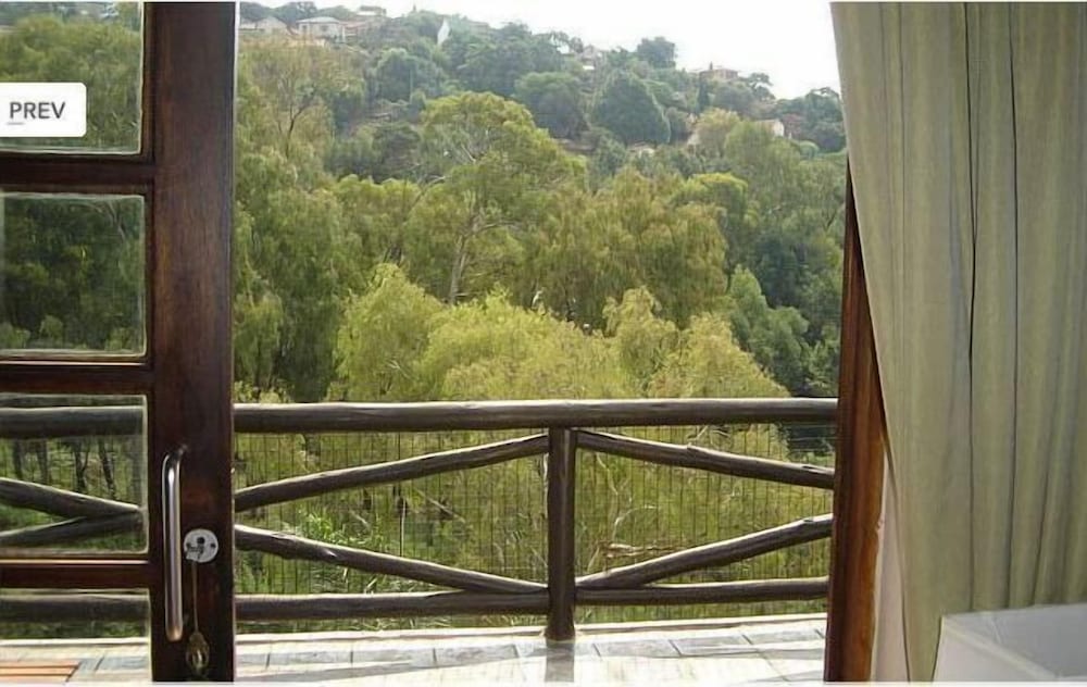 Coral Tree Inn 34/43