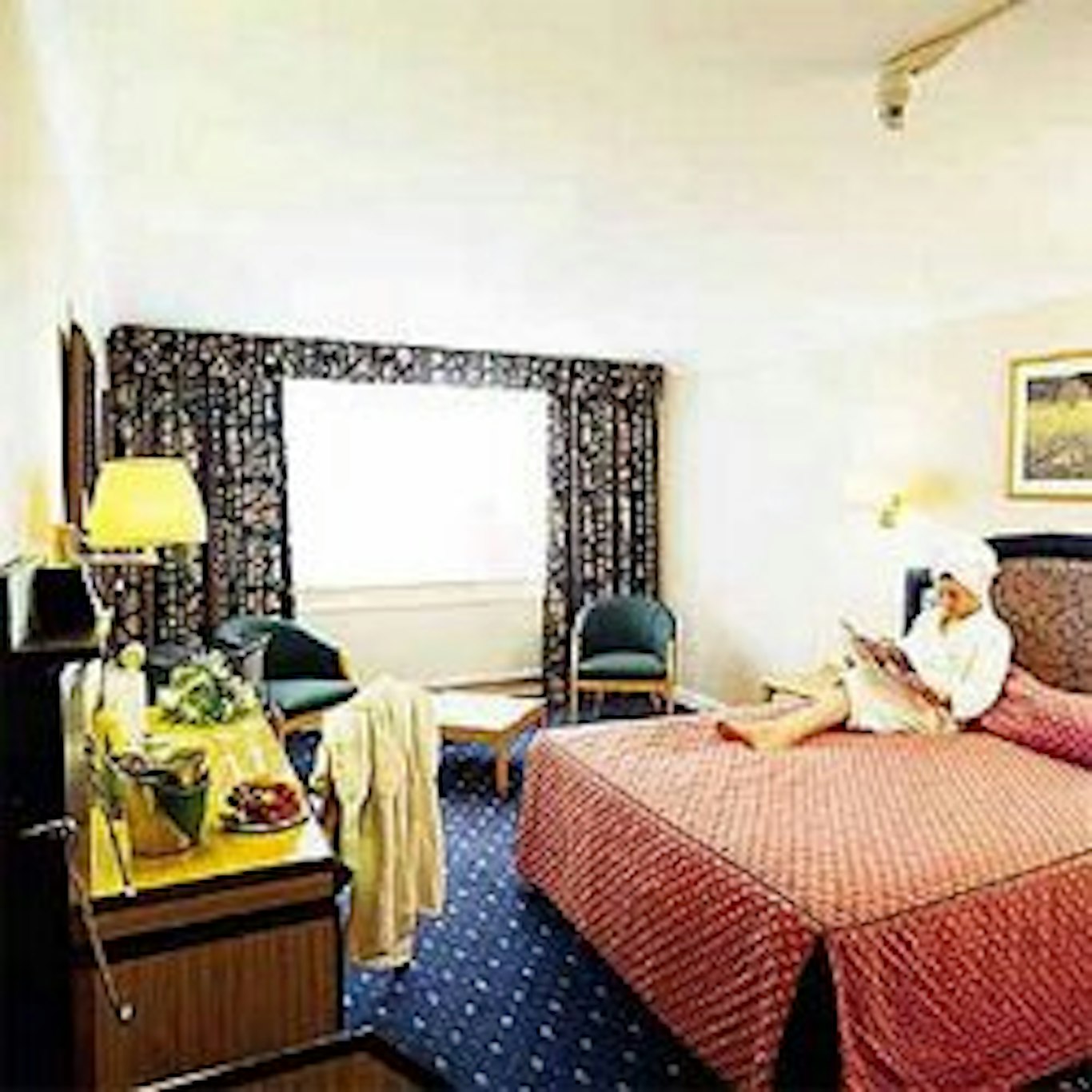 Dancenter Lux Resort London City M25 20/25