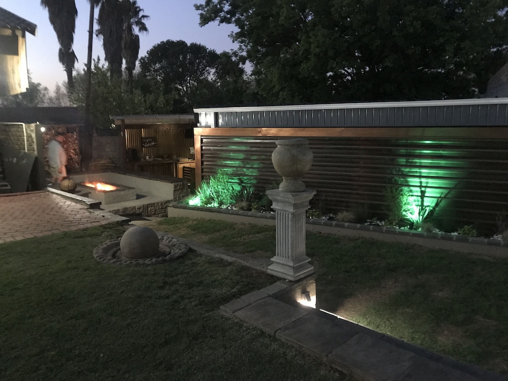 Dara Guest House 16/36