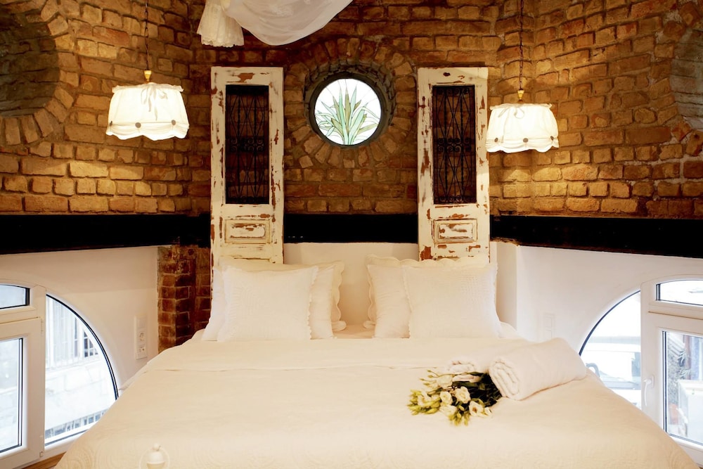 The White Swan Suites Beyoglu 59/74