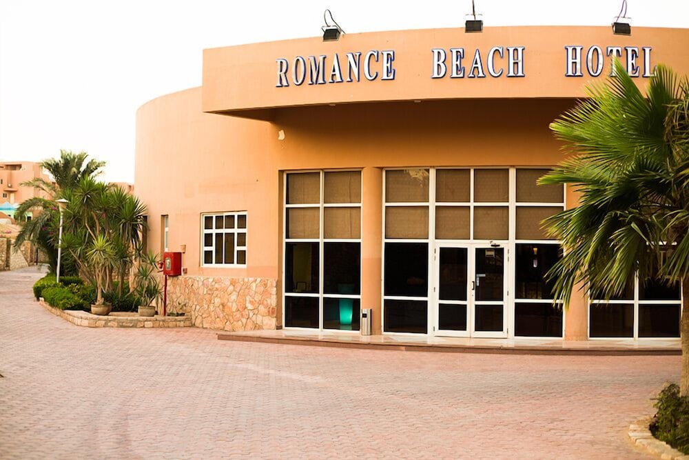 ROMANCE HOTEL