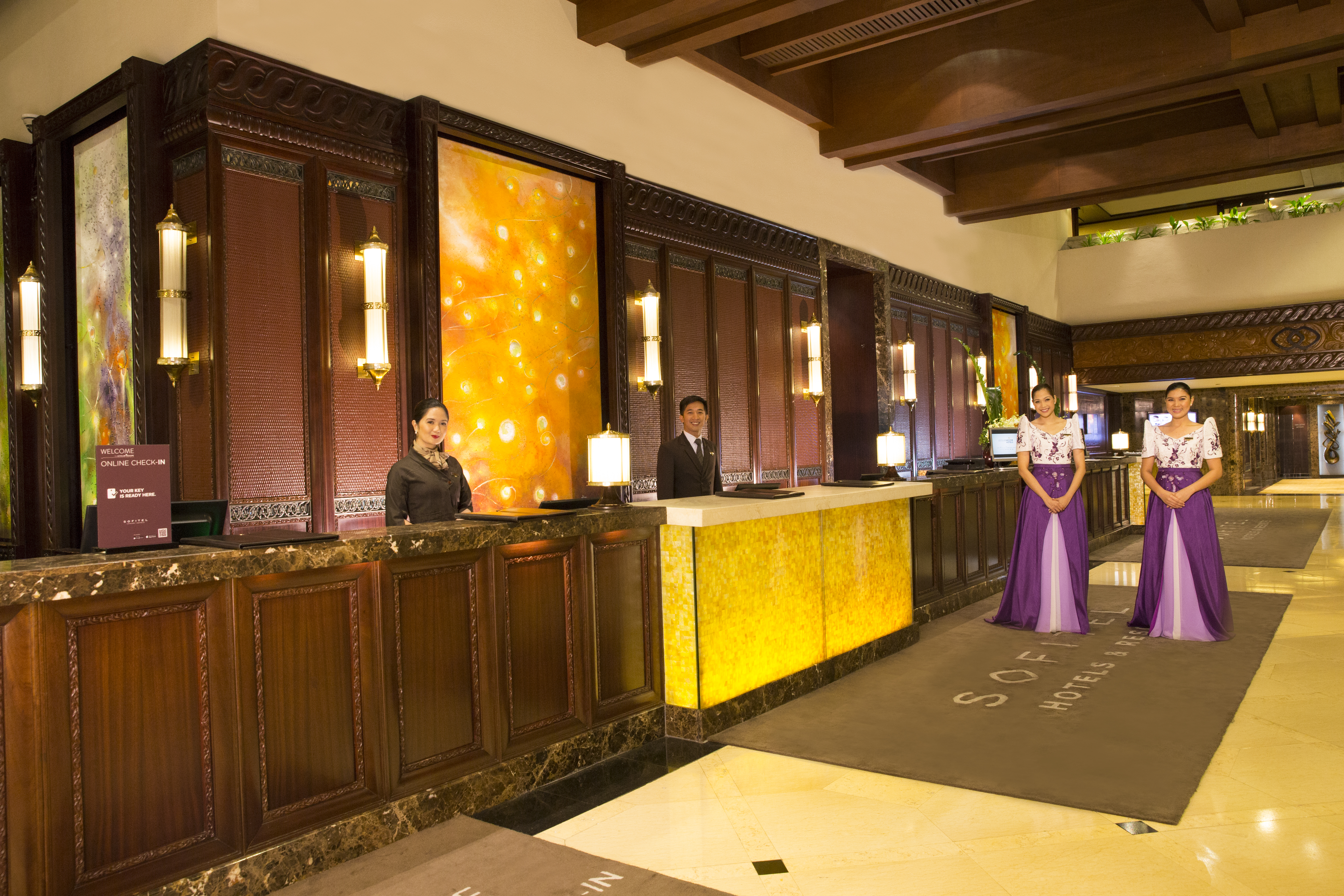 Sofitel Philippine Plaza Manila 11/75