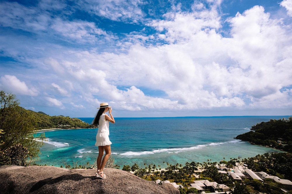 Kempinski Seychelles Resort 77/78