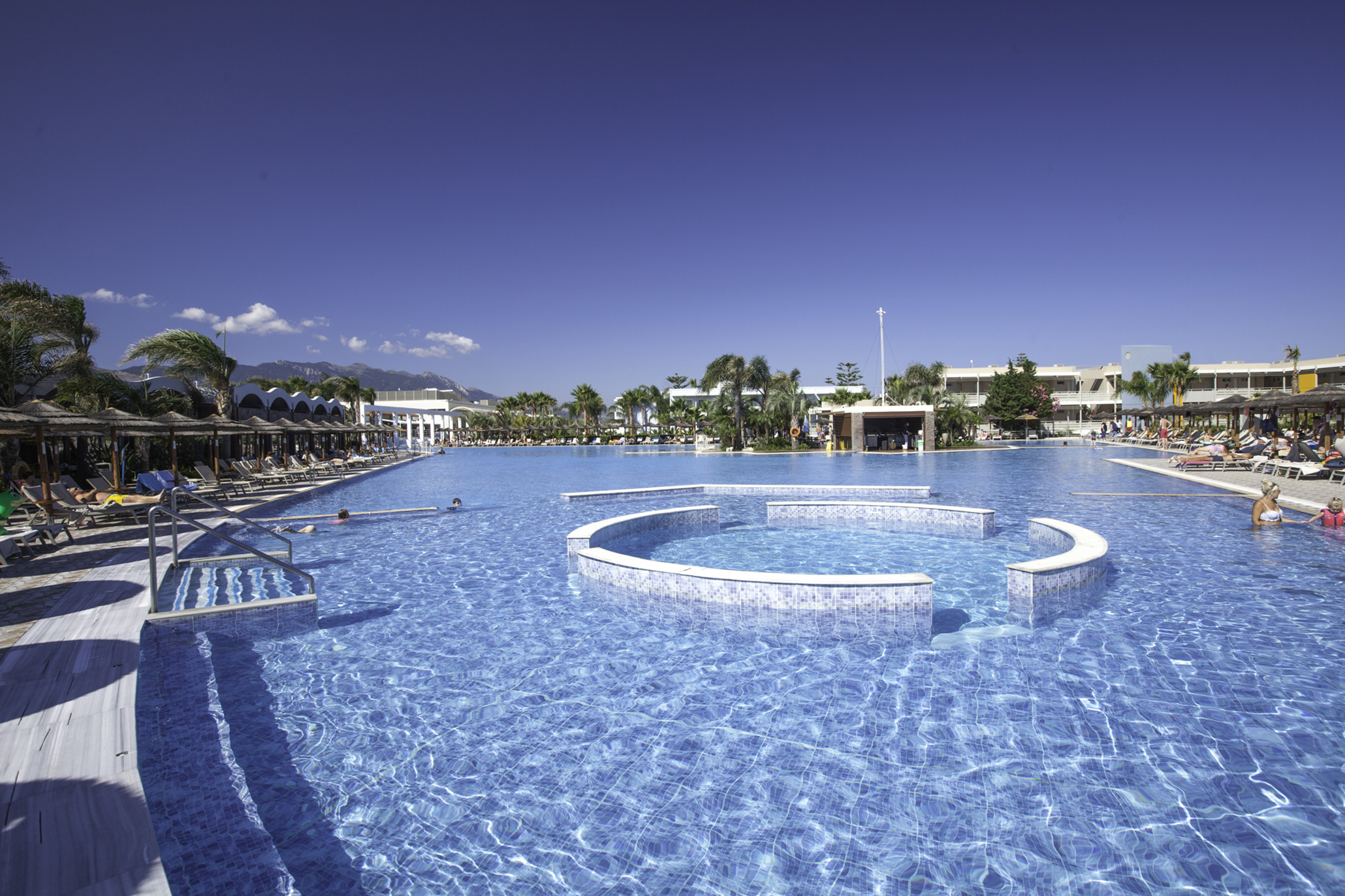Blue Lagoon Resort 15/34
